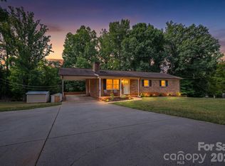 896 Cedarline Dr, Shelby, NC 28150
