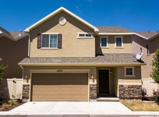 1072 W Stonehaven Dr, North Salt Lake, UT 84054