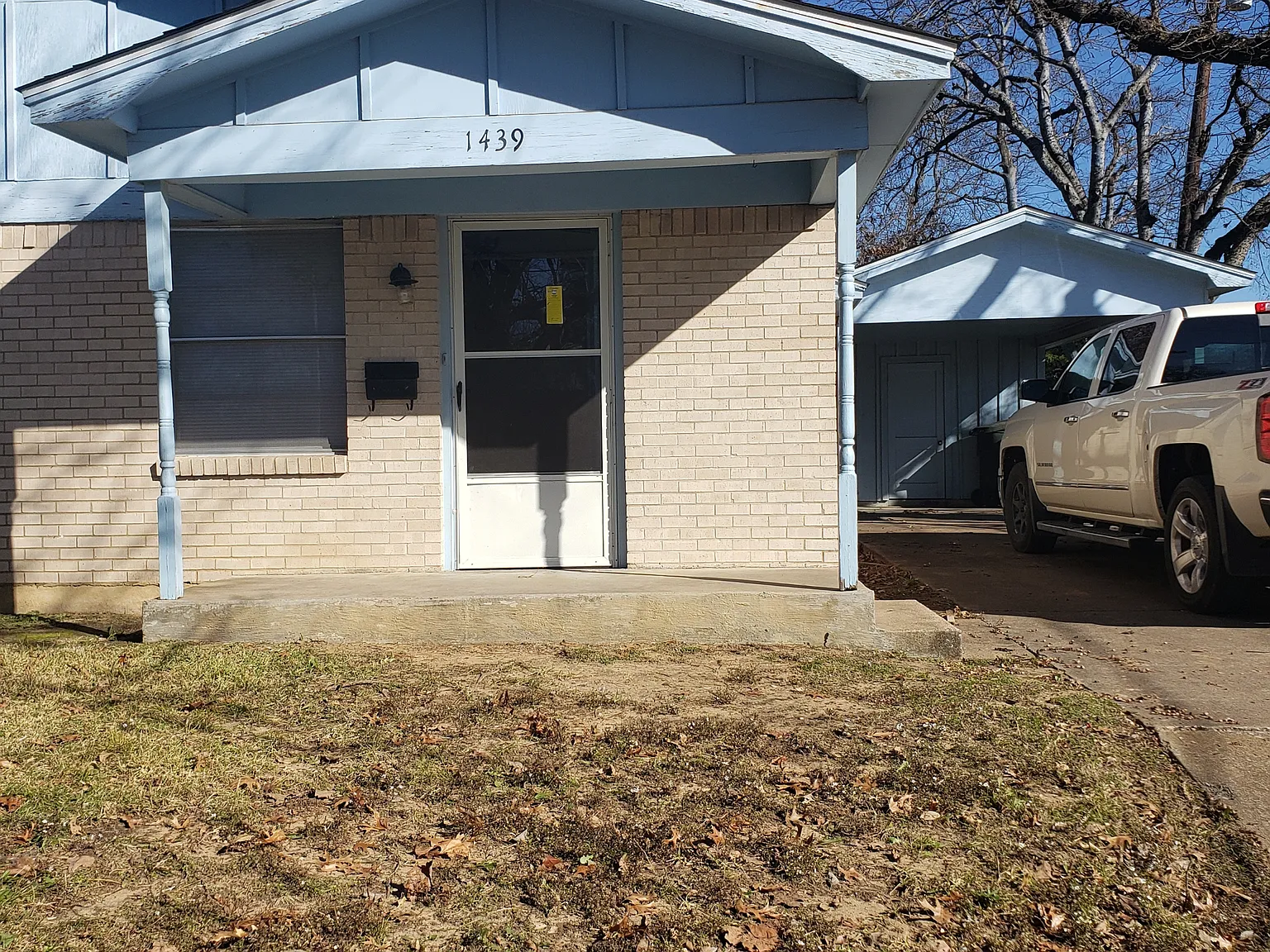 1439 S Rusk St, Sherman, TX 75090 - 1 — Photo 2
