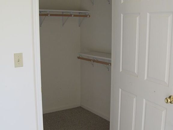 *Photos are of a similar unit