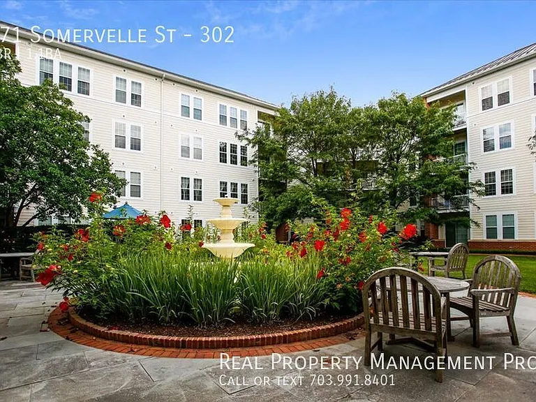 171 Somervelle St #302 — Photo 34