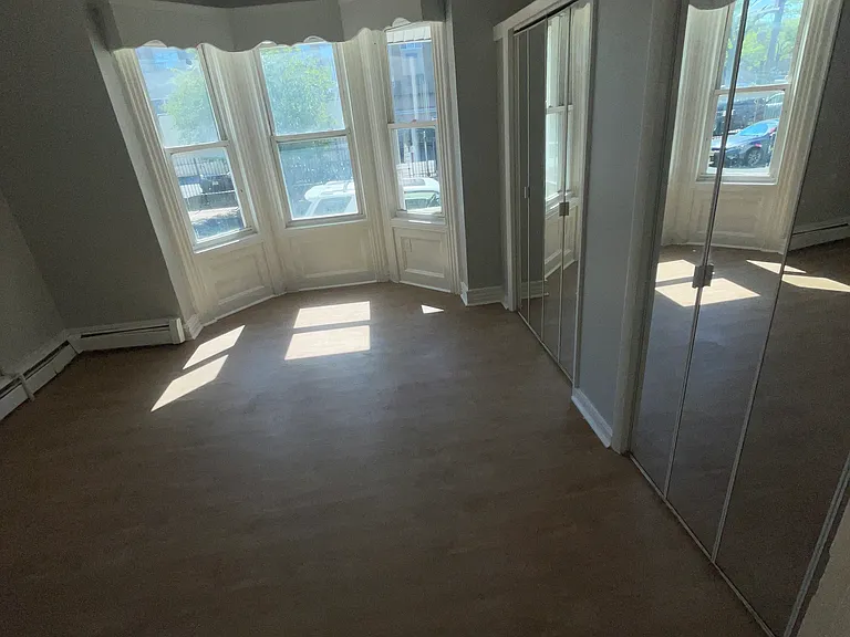 65 Hudson St #1 — Photo 1