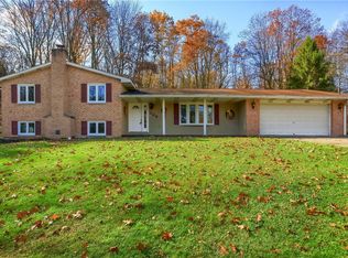308 Ridgeway Dr, Baden, PA 15005
