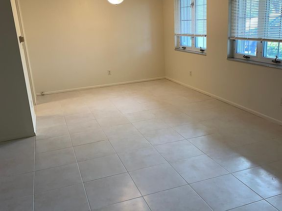 Dinning room off of front living room