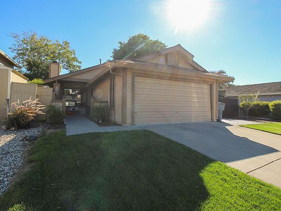 2nd image of 773 Youngsdale Dr