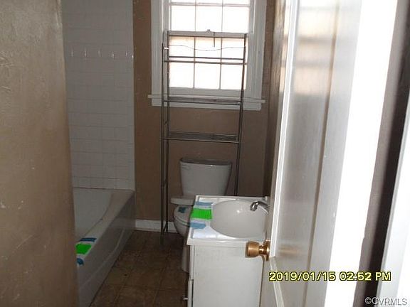 4th image of 1041 Dixon Dr