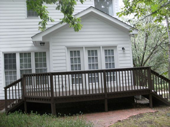 3rd image of 100 Hiawatha Ct