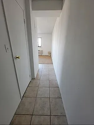 Rented by Metro Park Realty Inc | media 18