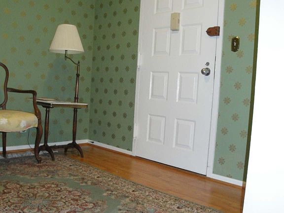 5th image of 8380 Greensboro Dr APT 1018