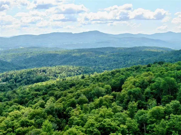 1 Berno Rd, Waterbury, VT 05676