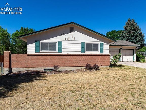 4th image of 1443 Acacia Dr