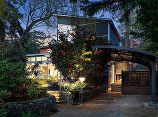929 Redfern St, Victoria, BC