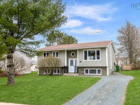 231 Mount Edward Rd, Halifax, NS B2W 3L4