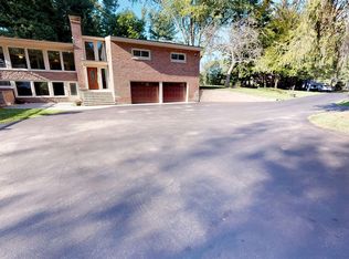 34 Font Grove Rd, Slingerlands, NY 12159