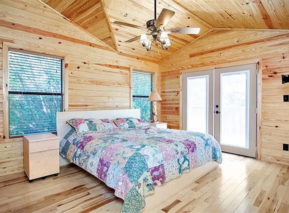 5th image of 1006 Lakeshore Blvd