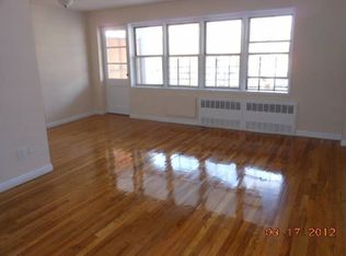 8784 139th St, Jamaica, NY 11435