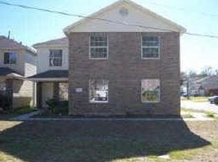 5053 Willow Point Dr, Conroe, TX 77303