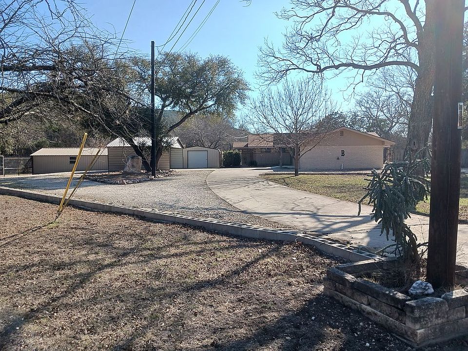 1st image of 125 Fawn Valley Ln