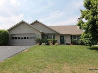 5002 Orchard Park Dr, Roanoke, VA 24019