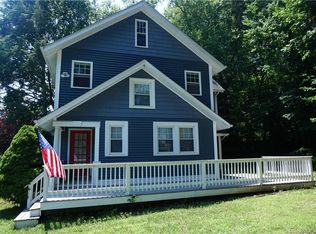 184 Oswegatchie Rd, Waterford, CT 06385