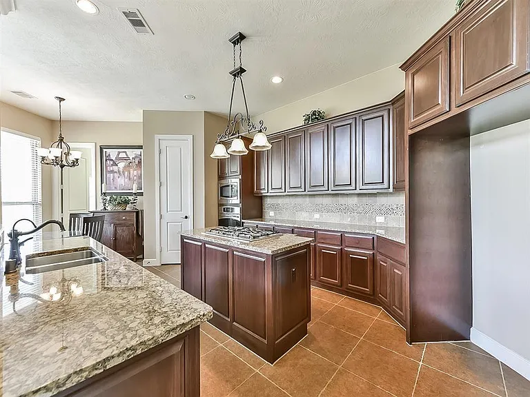 19610 S San Gabriel River Cir — Photo 15