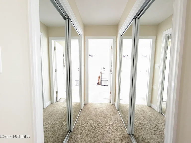 205 Bell Ridge Ln — Photo 11