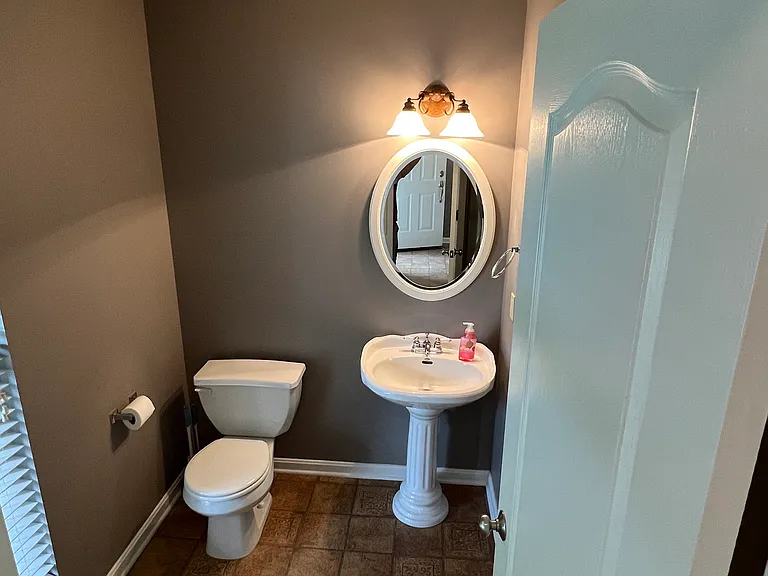 2494 Cedar Creek Ln — Photo 6