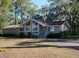 4 Marshview Dr, Beaufort, SC 29907