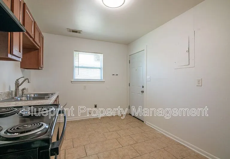 1521 22nd Street Ensley #A — Photo 4