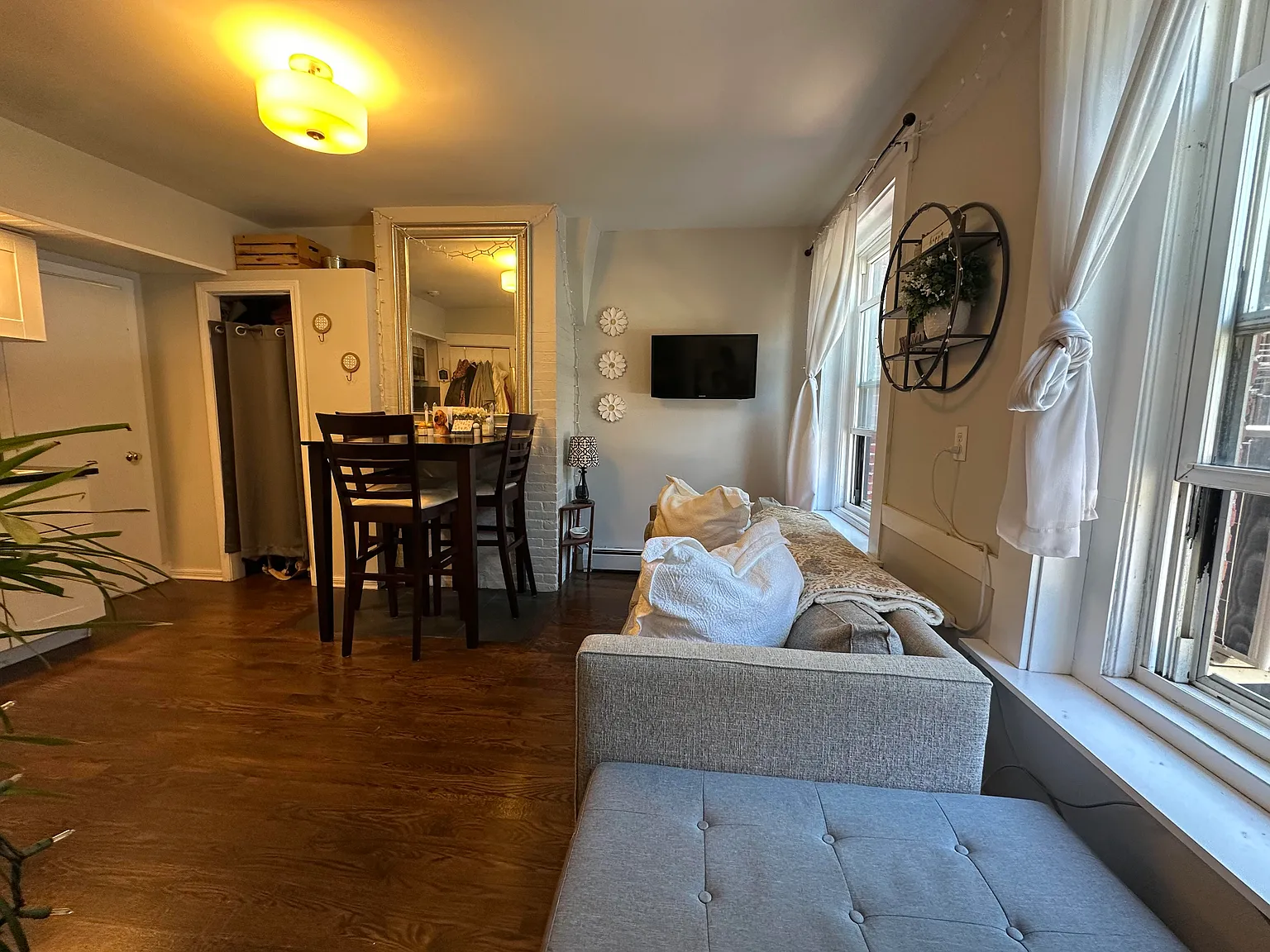 1 bed, 390 sqft, $2,800 — Photo 4