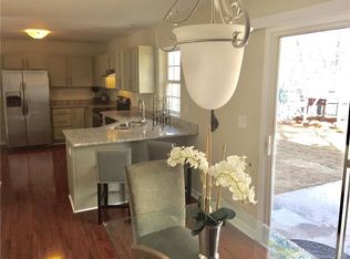 8818 Korniv Dr, Charlotte, NC 28216