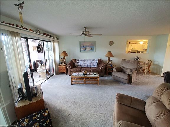 5th image of 102 Fairway Ct