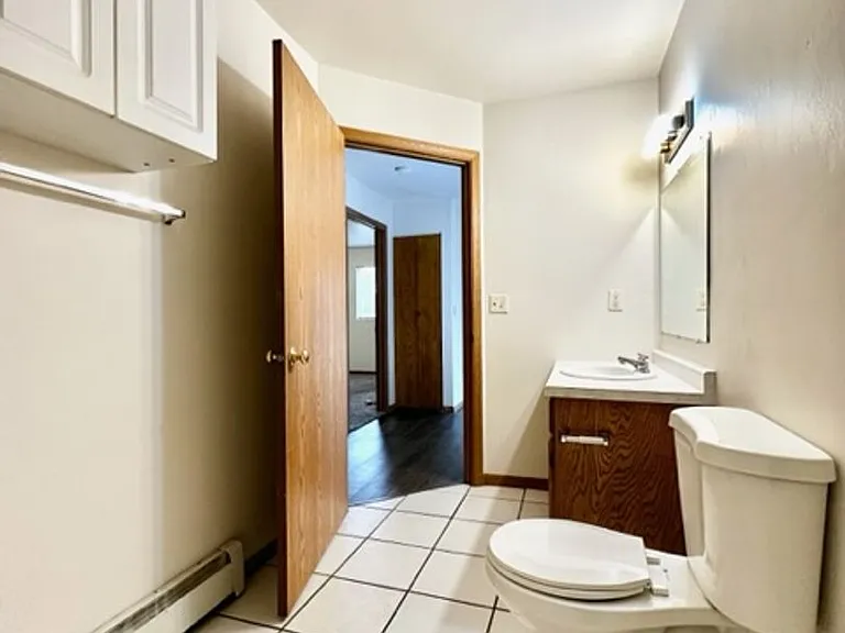 225 Fort Howard Ave — Photo 11