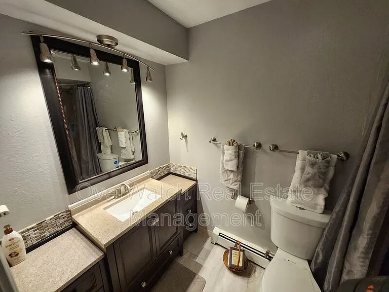 6329 E 32nd Ave #2 — Photo 16