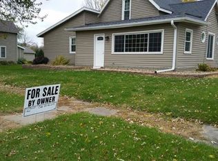 305 W Broad St, Montour, IA 50173