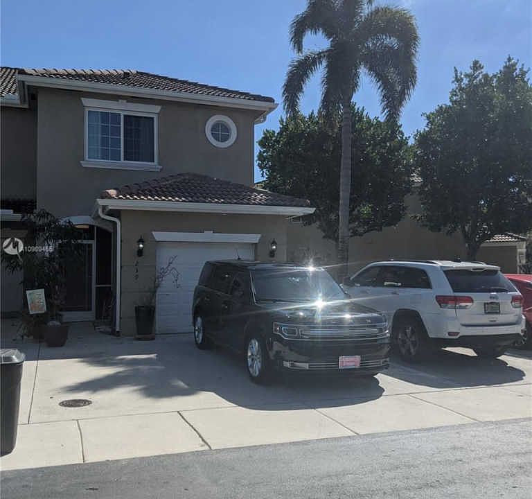 1st image of 239 SW 122nd Ave