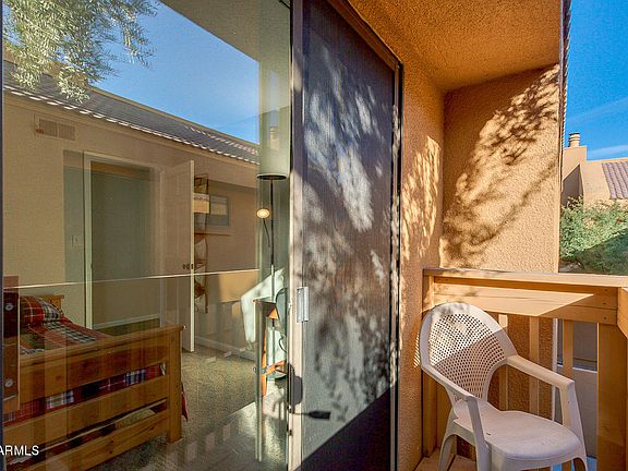 5th image of 10 E La Diosa Dr