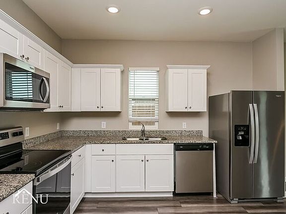 4th image of 13313 Wysong Dr