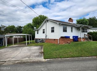 109 Parma Rd, Oak Ridge, TN 37830