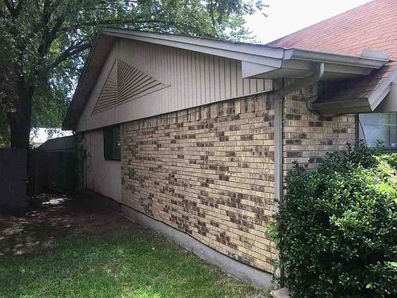 4th image of 453 Lake Park Dr