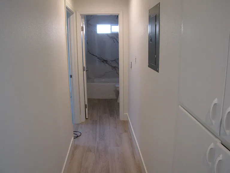 3408 W Alpine Ave — Photo 7
