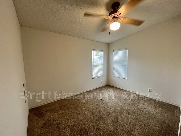 10614 Hayden Ave — Photo 14