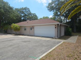 1799 La Grande Dr, Dunedin, FL 34698