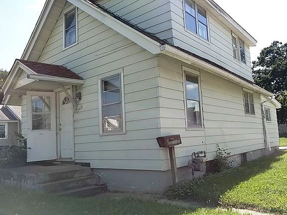2nd image of 340 Burr Oak Ave