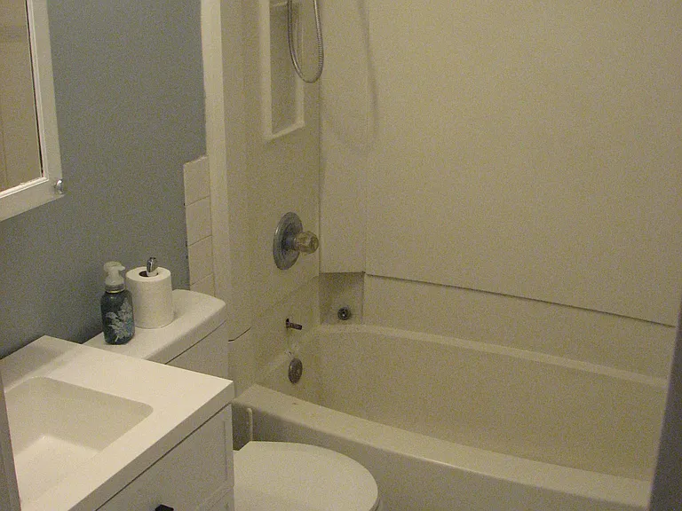 341 Gaylord Dr — Photo 3