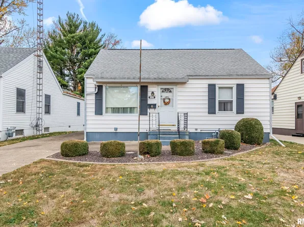 2937 S 3rd St, Southern View, IL 62703