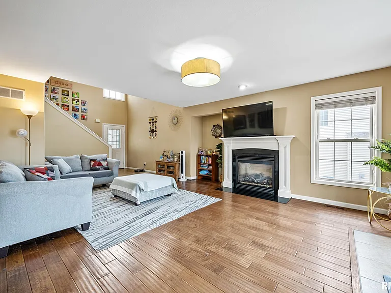 2321 W Kenfield Ct — Photo 6