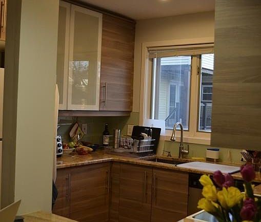 5th image of 121 Longwood Ave APT 1A
