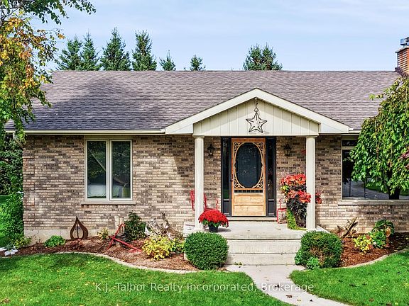 2nd image of 33786 Crystal Springs Rd #R-1