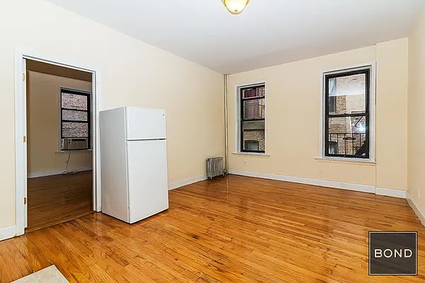 Rented by Bond New York | media 9